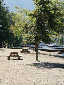 Hotel Cabins And Campground At Cultus Lake Park Chilliwack Exterior foto
